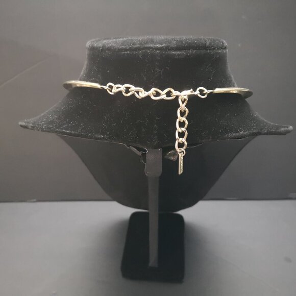 Dynamite Ladies Gold Tone Choker with Knotted Detail in Front - Picture 2 of 4